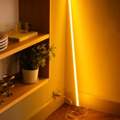 Hay Neon Tube Slim Leuchtstofflampe 50cm 8 Hay Neon Tube Slim Leuchtstofflampe 50cm -Hay Neon tube slim miljo3 5d2496a620 1